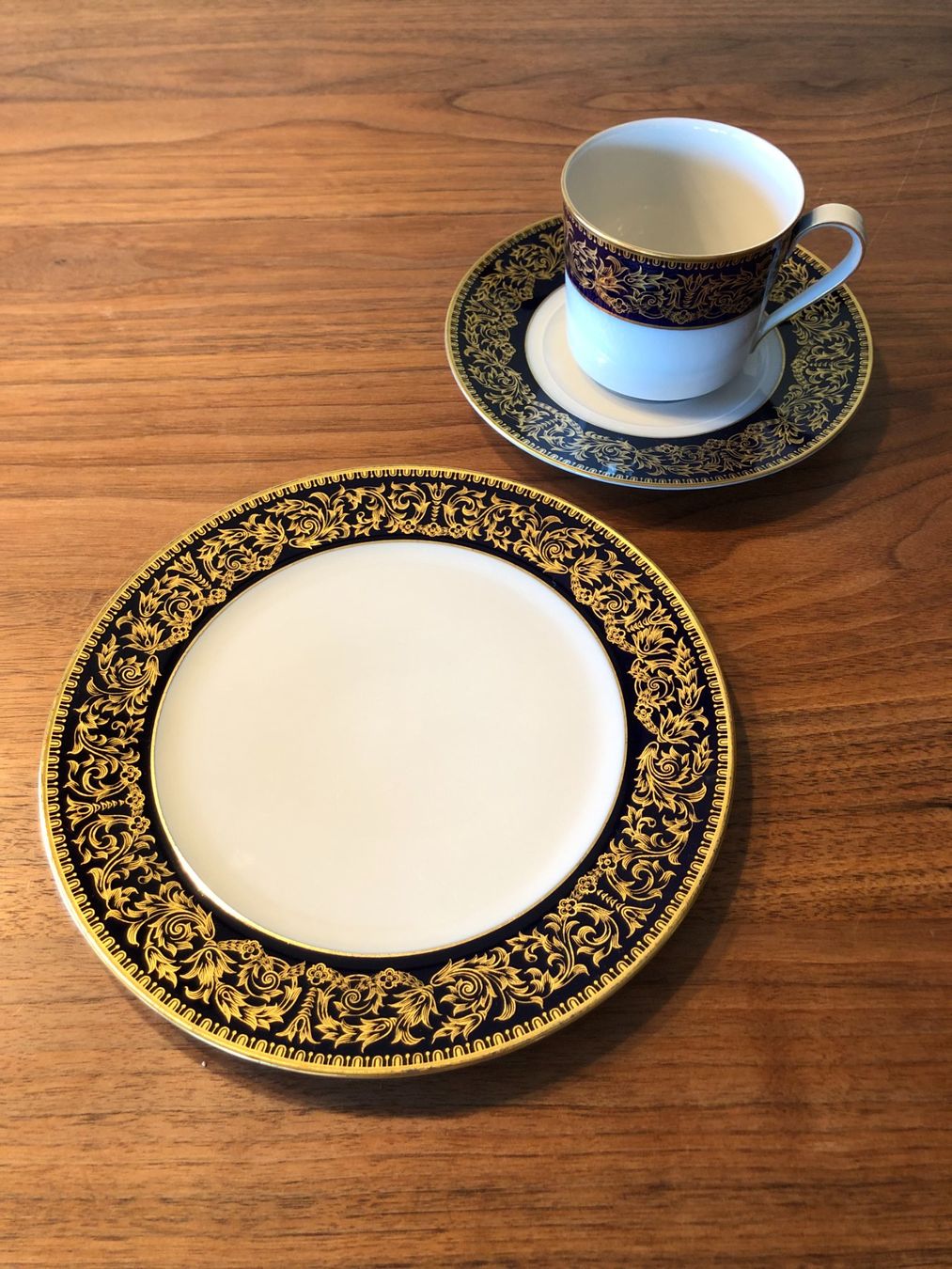 Set di piatti: Langenthal Chateau Service 12er – Usato da Zetzwil venduto da Cercidiphyllum 6