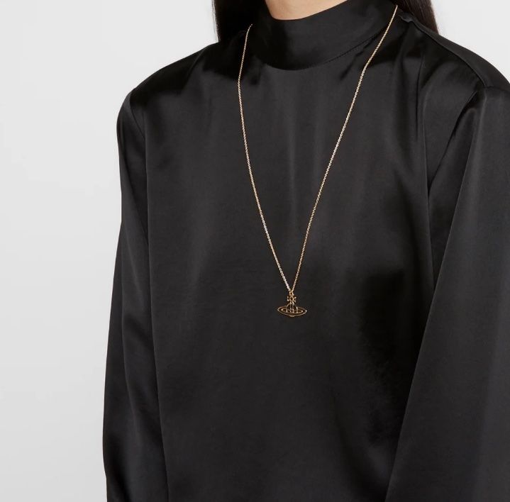Catenine: Vivienne Westwood THIN LINES FLAT ORB PENDANT - HALSKETTE – Nuovo e nell'imballaggio originale da Oberaach venduto da Dandy2021 4