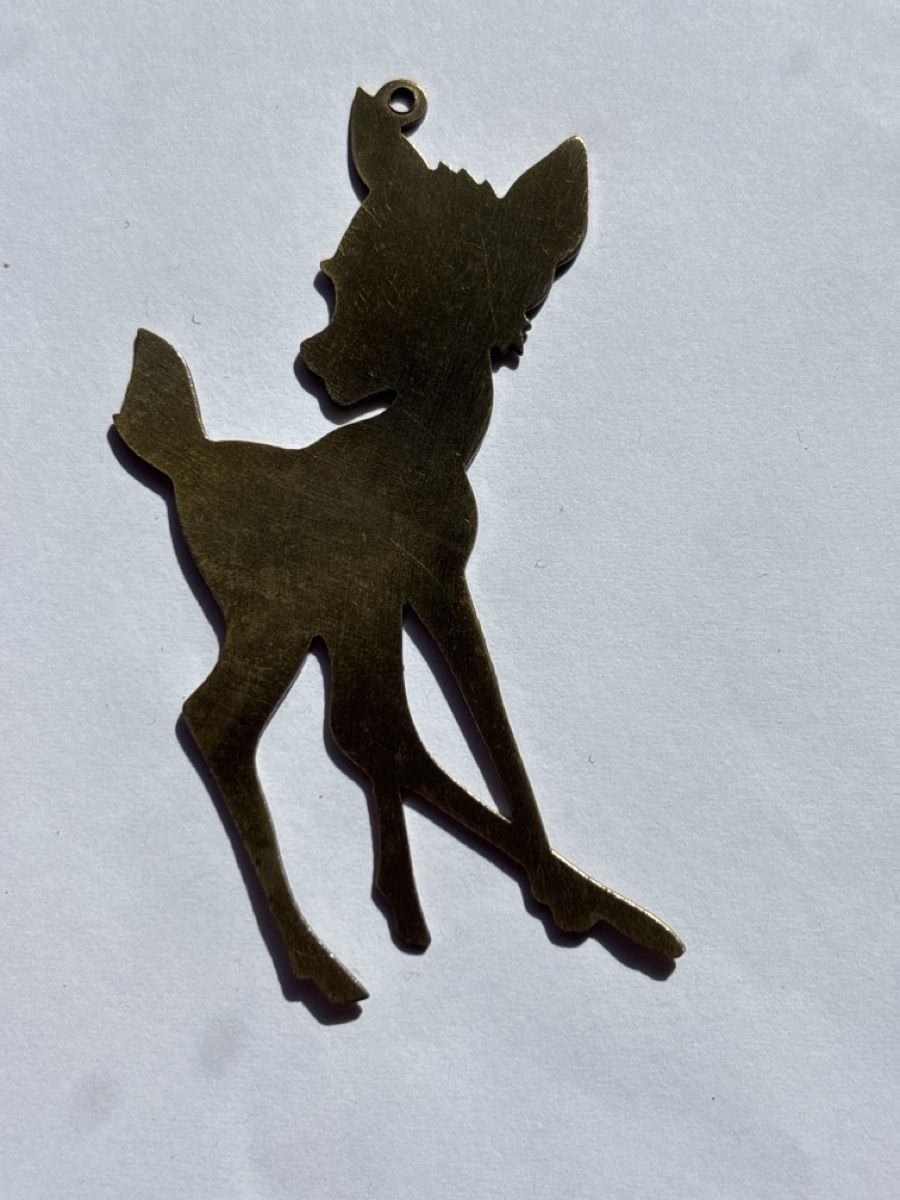 Ciondoli: Pendentif Bambi Laiton – Nuovo (secondo la descrizione) da Chêne-Bougeries venduto da Bambideluxe 1