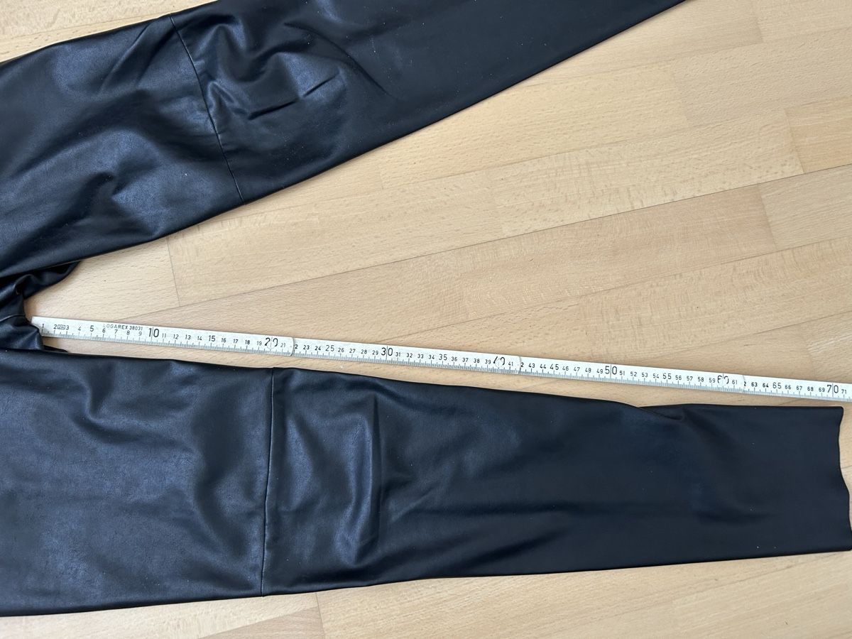 Marc Cain Pantaloni: Kunstleder-Hose Marc Cain, Gr. 3 – Usato da Reinach BL venduto da meinstil 5