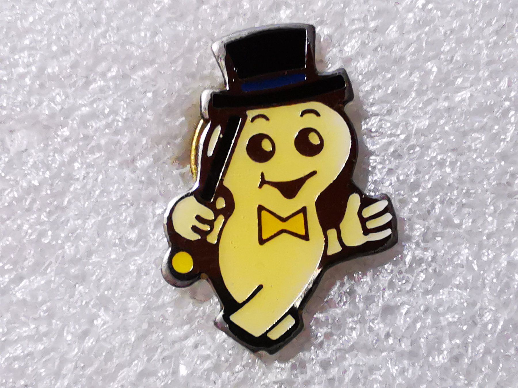 Placchette & Badge: Ansteckpin 41: Maga Bio – Usato da Oppligen venduto da Pin-Fall-Shop