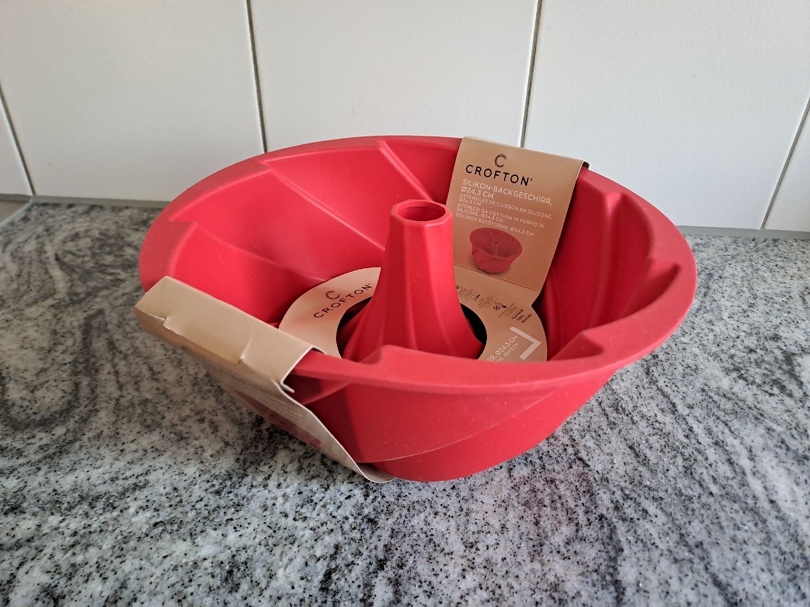 Backformen: Backform Silikon Neu Guggelhopf – Neu und originalverpackt aus Rickenbach LU von bishiida 1