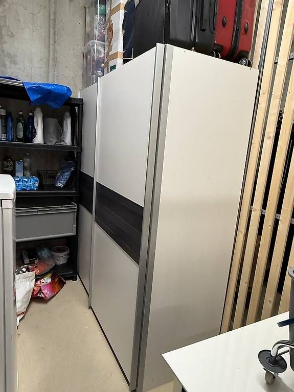 Armadi: Kleiderschrank Weiss / Grau – Usato da Bern venduto da Dekowahn 6