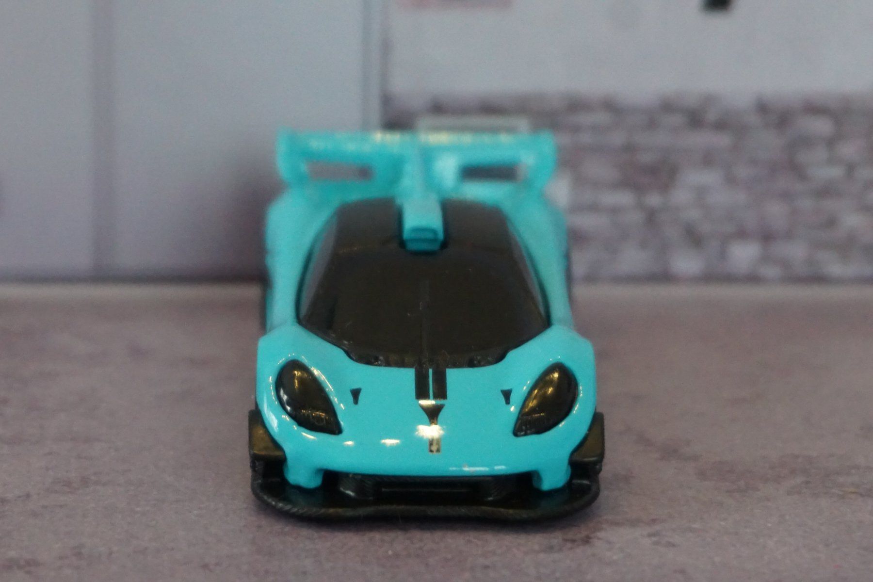 Hot Wheels Modellautos: HotWheels GMA T.50s COOL !!!!!!!!!!!!!!!!!!!!! – Gebraucht aus Reiden von Doppeldecker69 3
