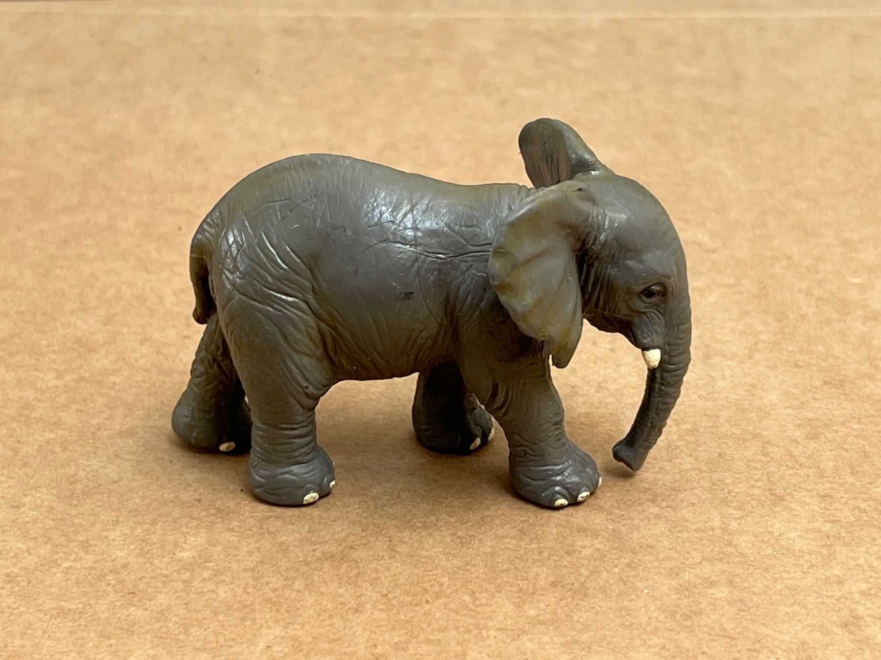 Schleich Statuette: Schleich junger Elefant Elephant – Usato da Ennetbaden venduto da mapa05