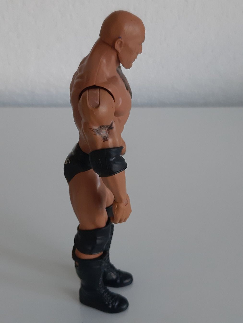 WWE Statuette: WWE Basic Series Action Figure - The Rock 2017 – Usato da Buchs SG venduto da Bray_Law 3