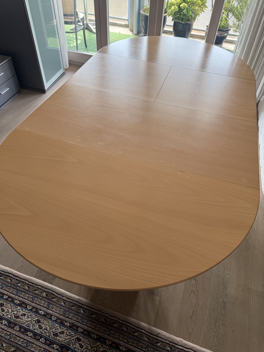 Set de table et chaises: Tisch mit 5 Stühle – D'occasion à Worblaufen par ganar 1