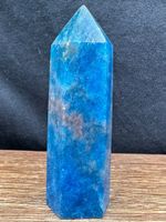 Blauer Apatit Obelisk, Turm, Spitze