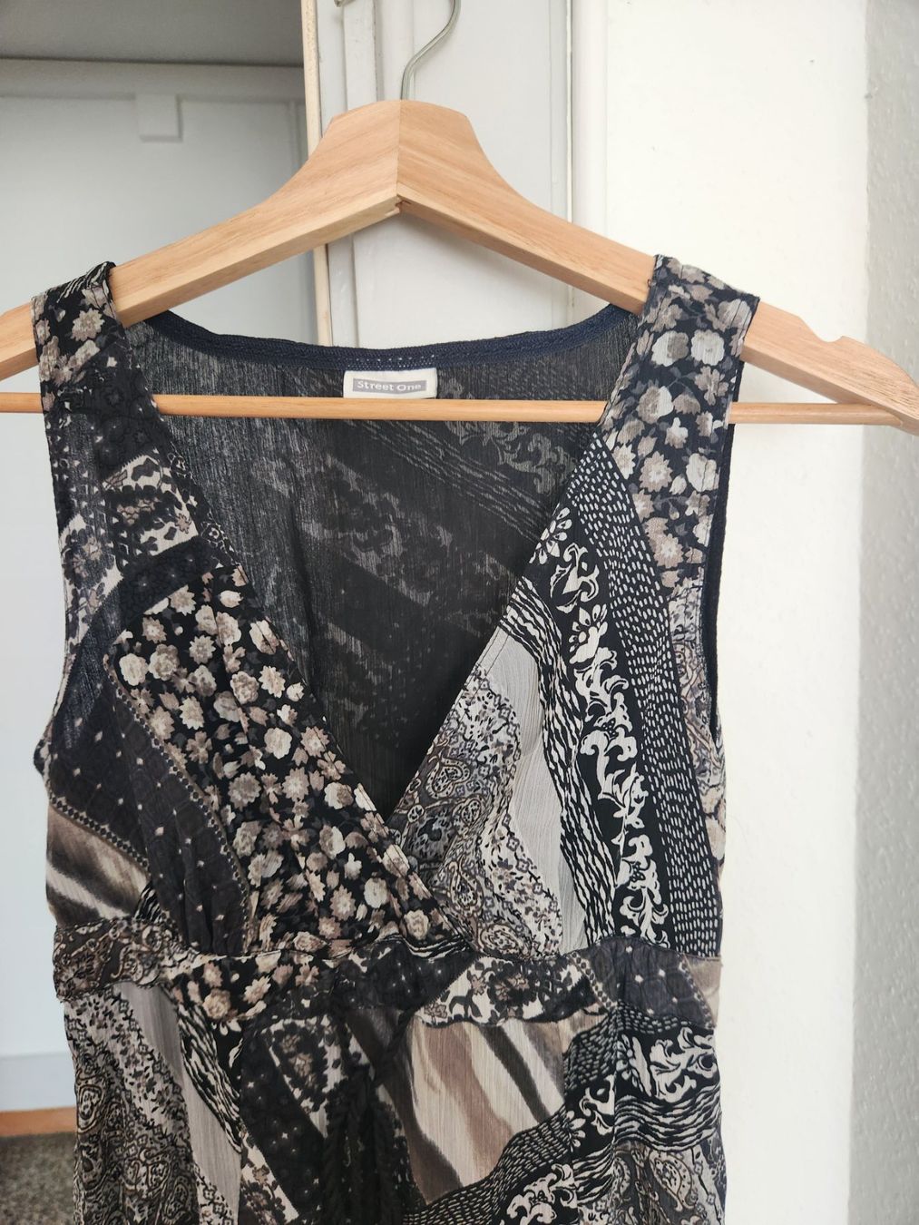 Vestiti: schönes Sommerkleid – Usato da Luzern venduto da isalalala 1
