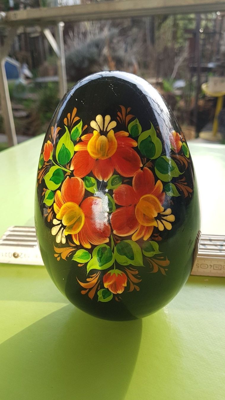 Statuette: Osterei Kunst Sammlung  Osten – Usato da St. Antoni venduto da Mischtle 2