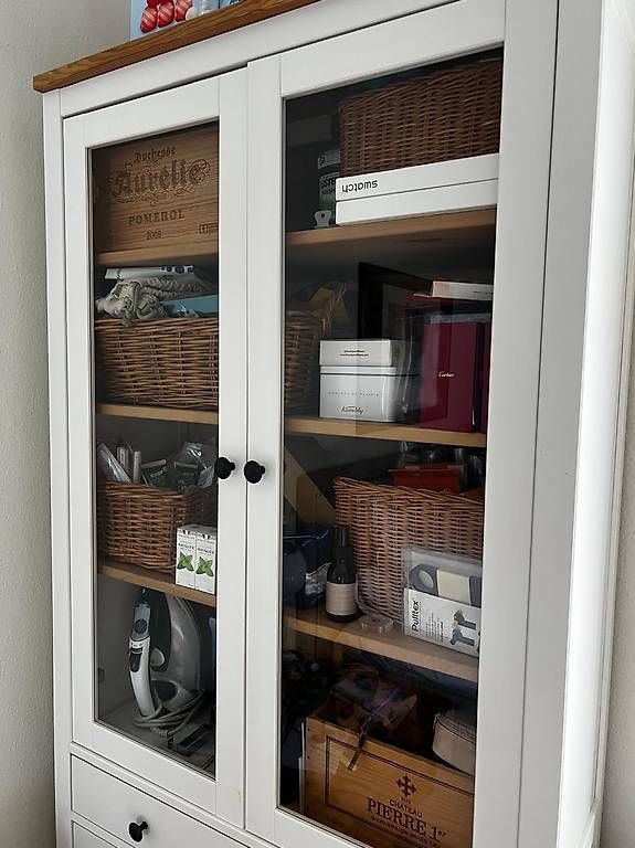 Vetrine: IKEA HEMNES Vitrine – Usato da Zürich venduto da RHO81 1