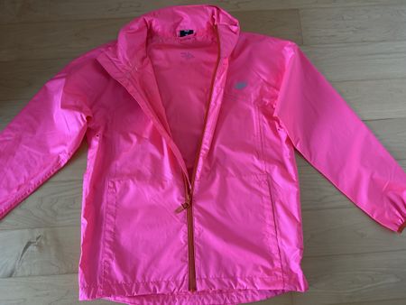 4F Regenjacke Gr. 152, sehr dünn, wind- und wasserdicht