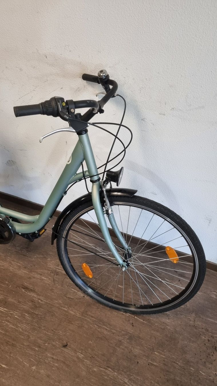 Velos: Damenvelo / vélo dames – Gebraucht aus Basel von Cellostoffeli 1