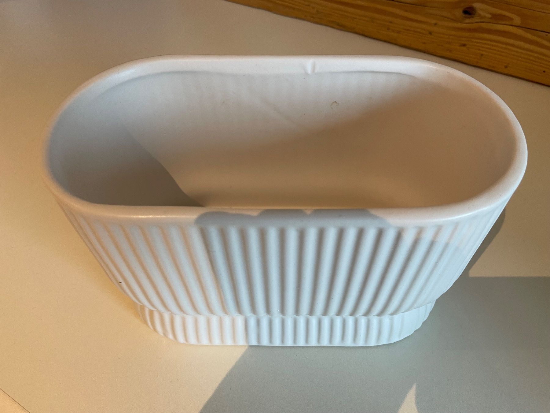 Pots de fleurs: Ovaler Blumentopf – D'occasion à Haslen AI par s176 5