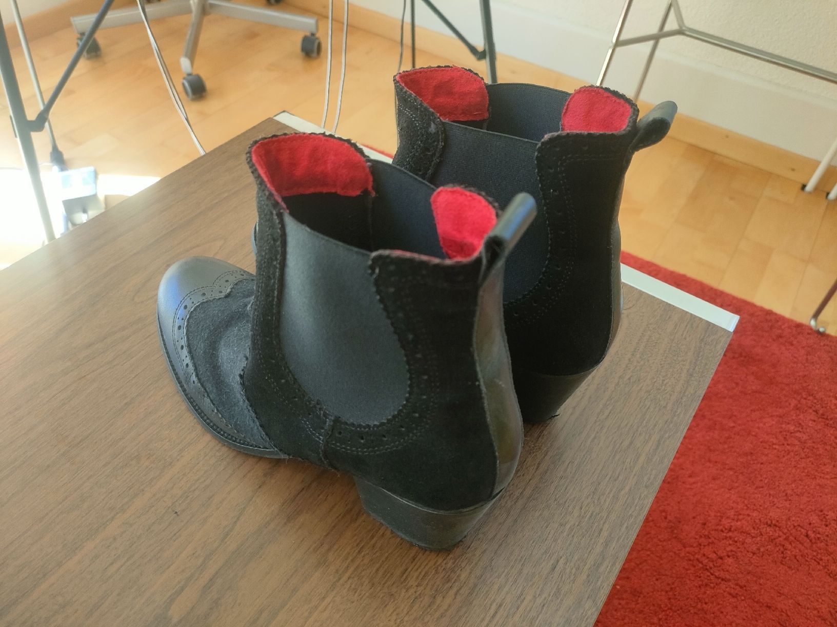 Scarpe da donna: Bottines Irregular Choice – Usato da Ennetbaden venduto da Wargnam