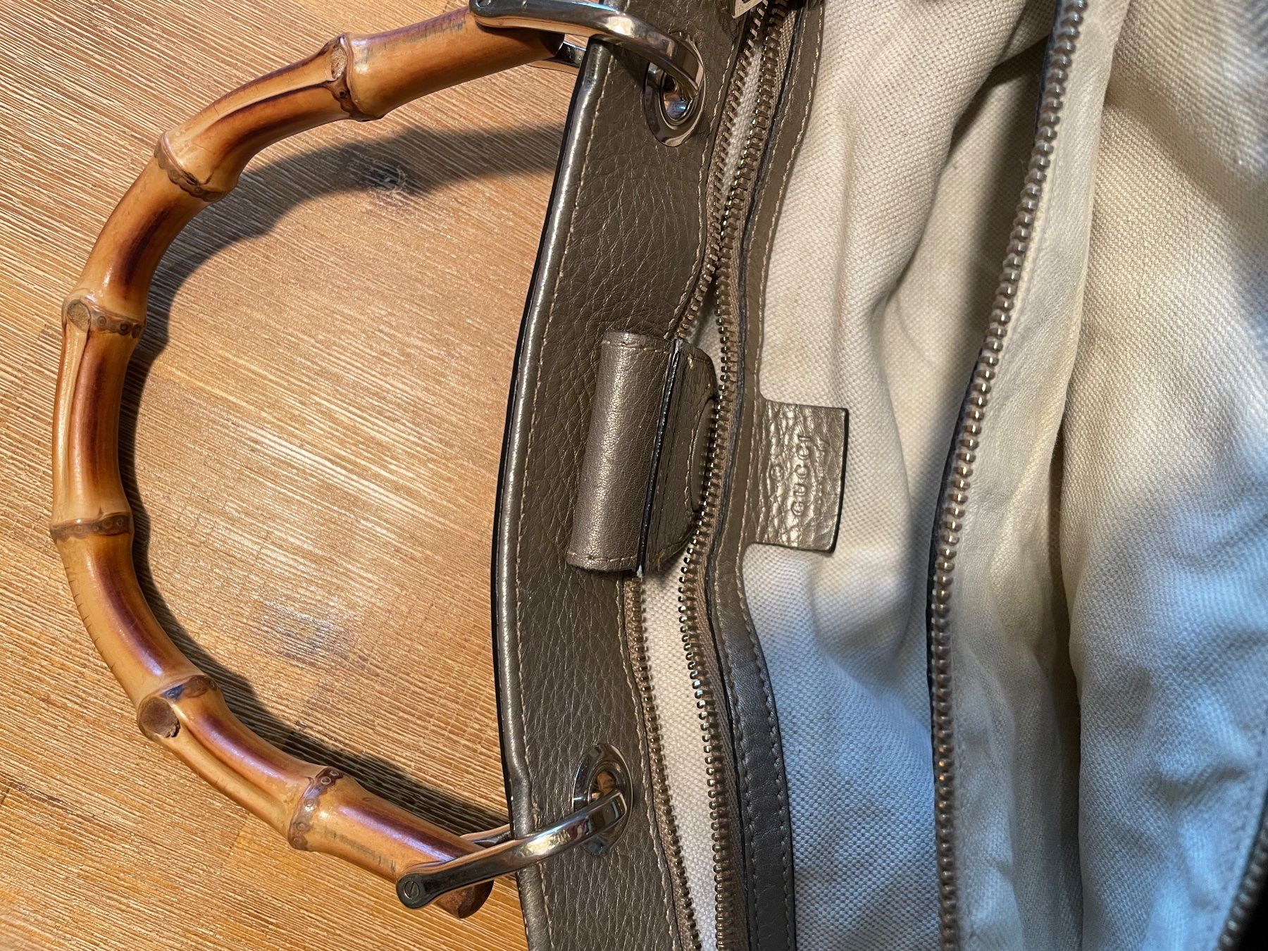 Gucci Taschen für Damen: Gucci Bamboo two way Tote silber – Gebraucht aus Horn von JCGA 4