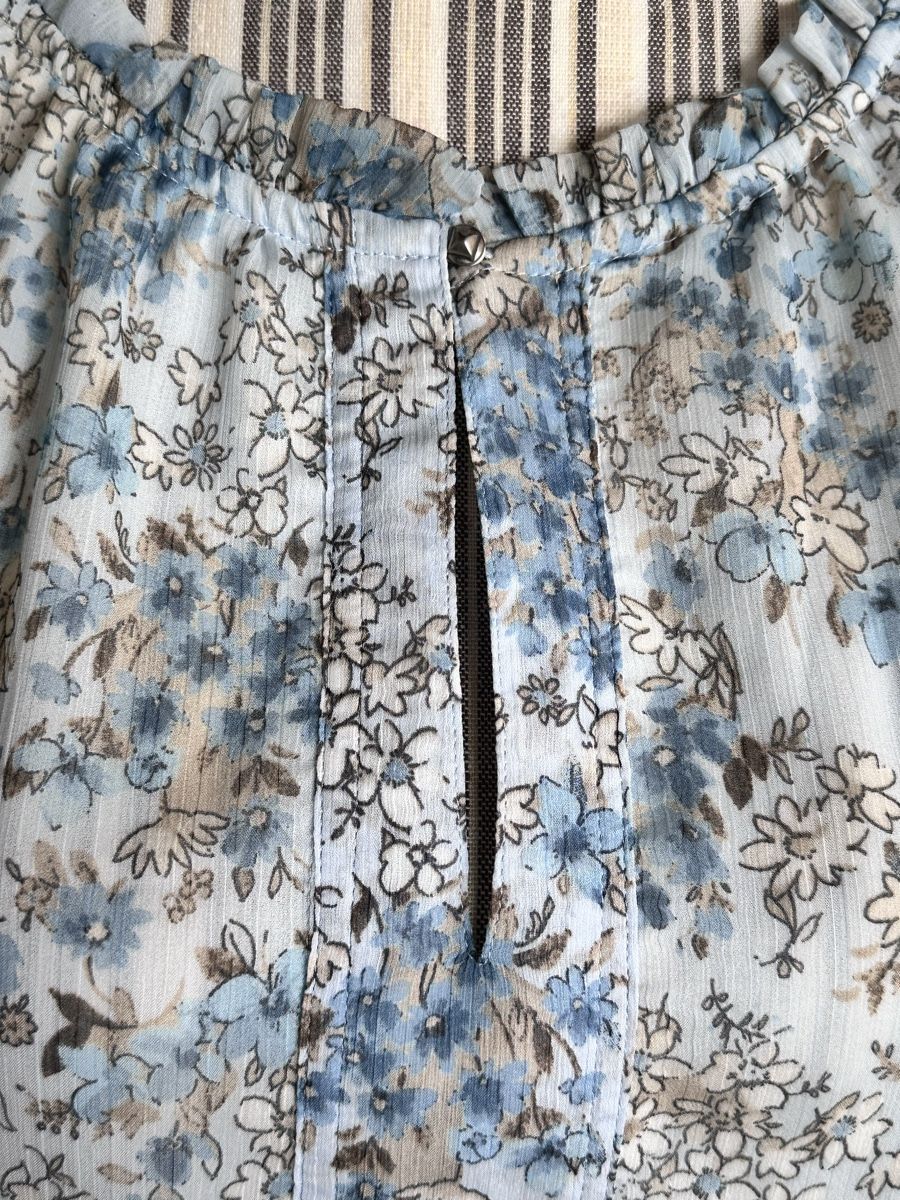 Cinque T-Shirts: CINQUE reizendes Blusenshirt Gr. 38 – Gebraucht aus Meisterschwanden von Zauberfee24 1