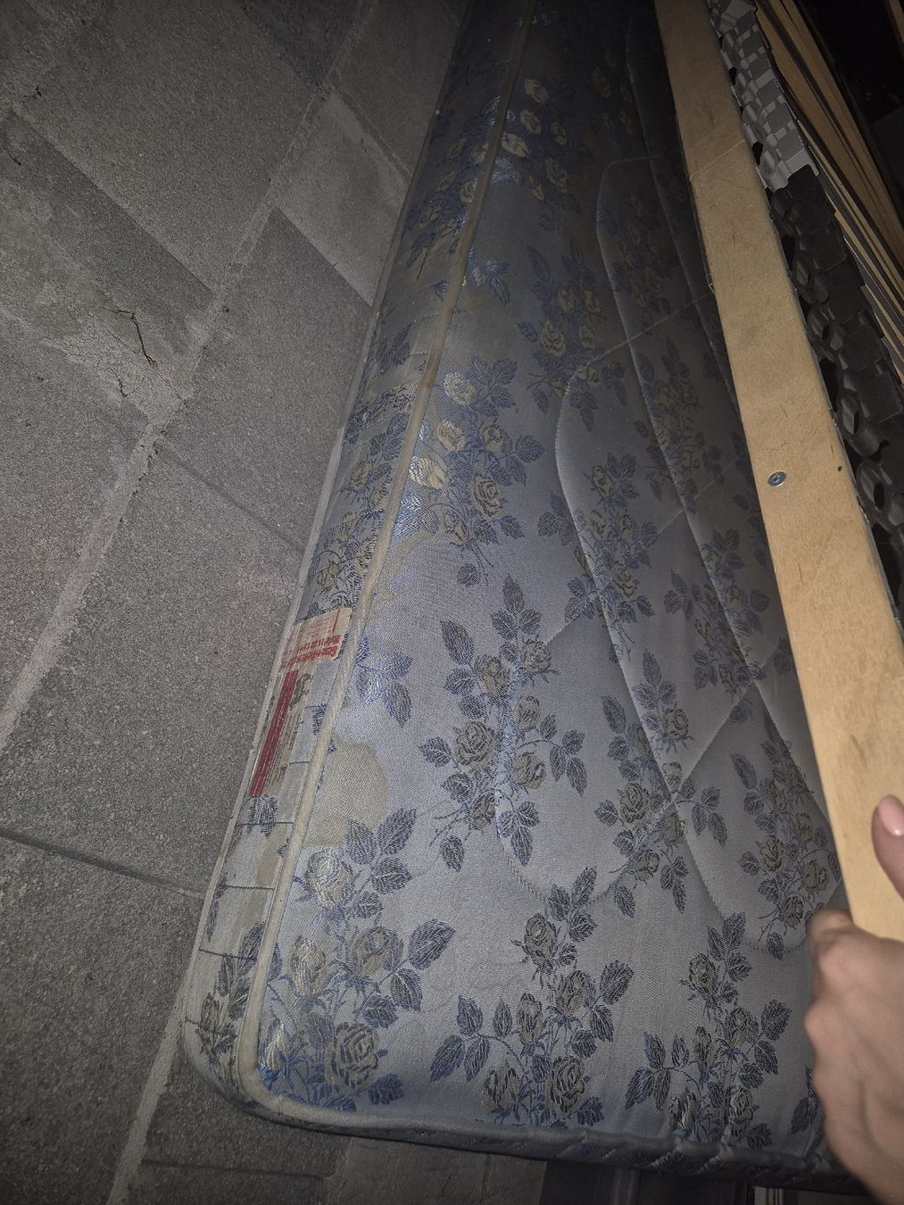 Materassi: Matratze 90x200 – Usato da Bürglen TG venduto da Pluto1986