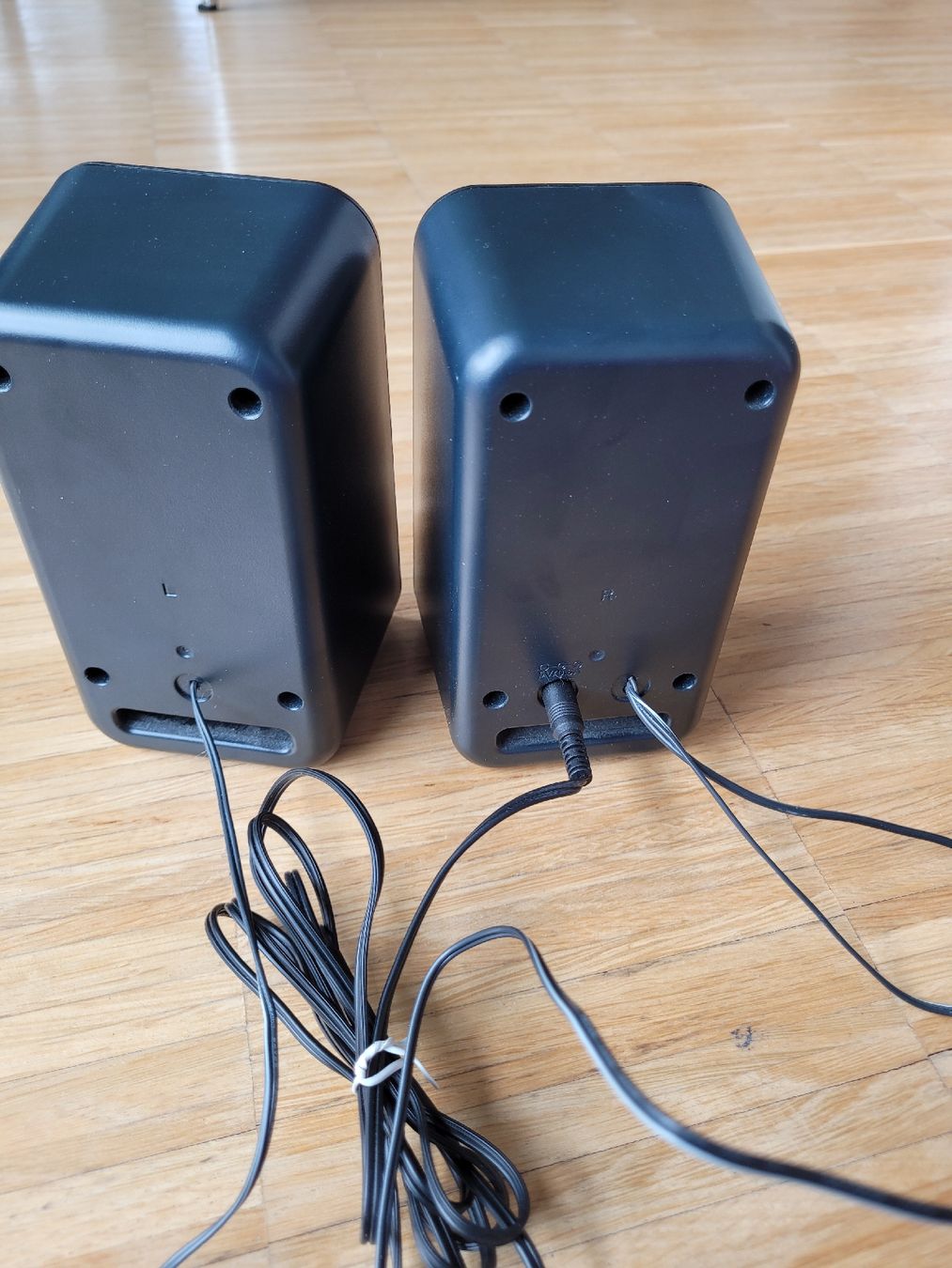 Logitech Casse acustiche: Logitech-Lautsprecher mit Netzteil – Usato da Uster venduto da 13smiley13 2