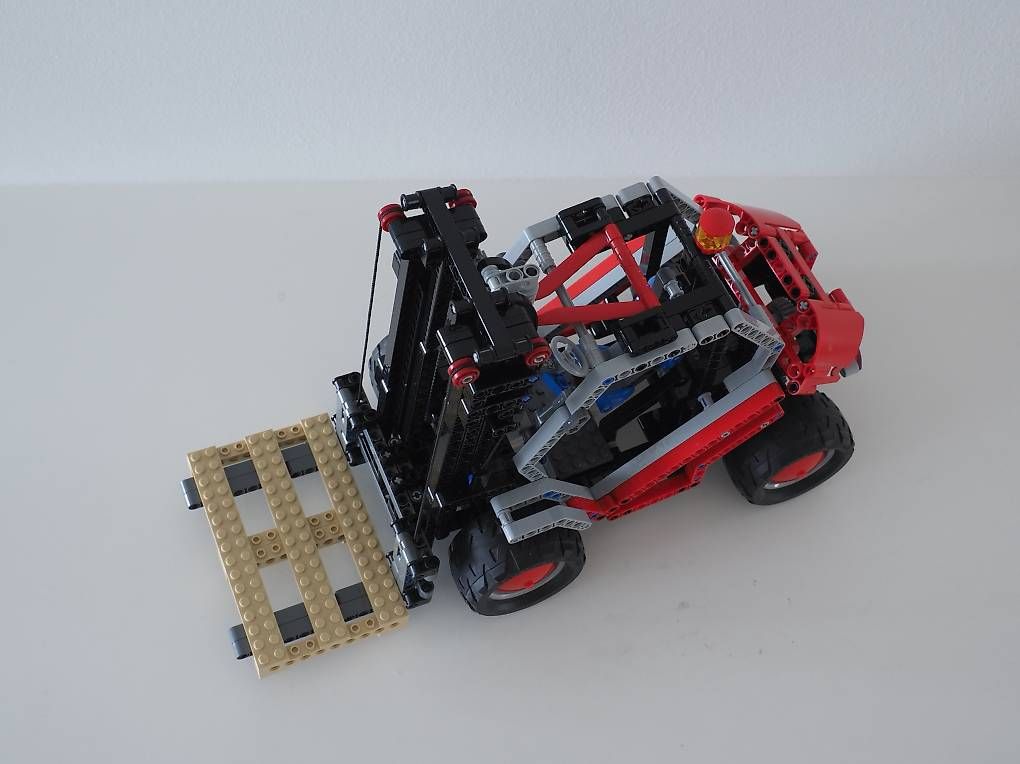 Spielzeuge: LEGO Technic 8416 Gabelstapler – Gebraucht aus Basel von nic_2jcn 3
