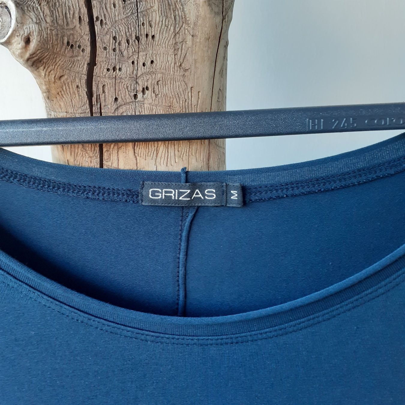Grizas Tuniques: Grizas Tunika, M – D'occasion à Bern par Solarsystem 1