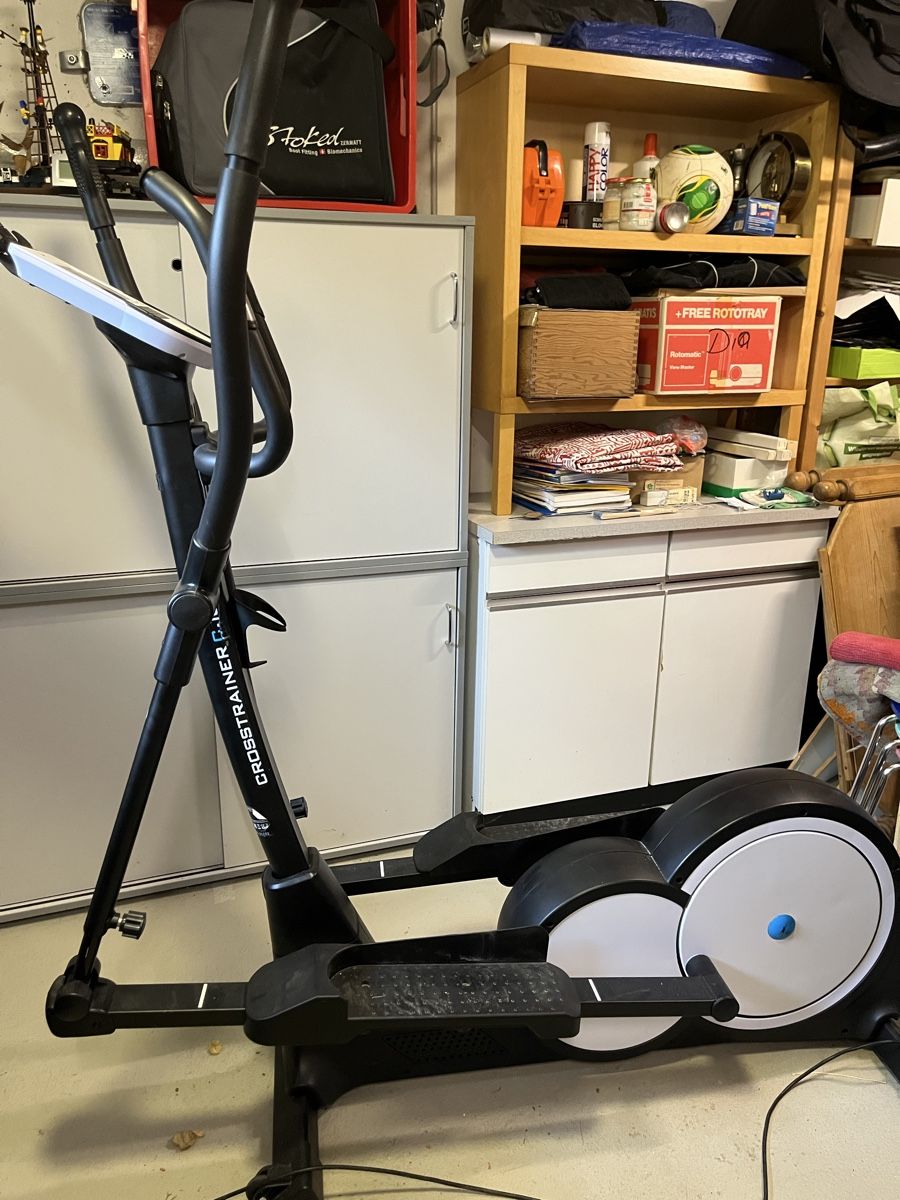 Hometrainer: Crosstrainer  – Gebraucht aus Ebikon von Carlocap