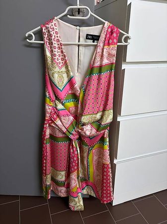 ZARA Kleid Grösse M rosa bunt gemustert neuwertig