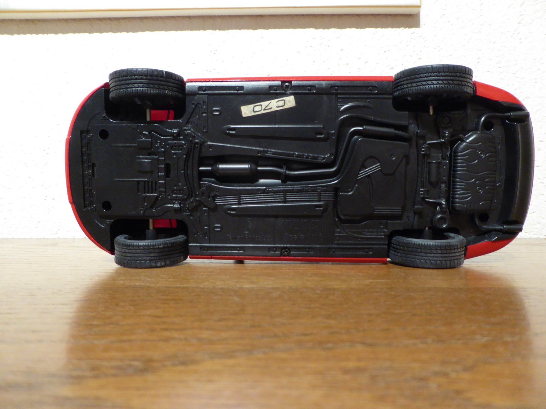 Volvo Voitures modèles: Volvo C70 Modellauto 1/18 rot – D'occasion à Spreitenbach par Turbo_1105 8