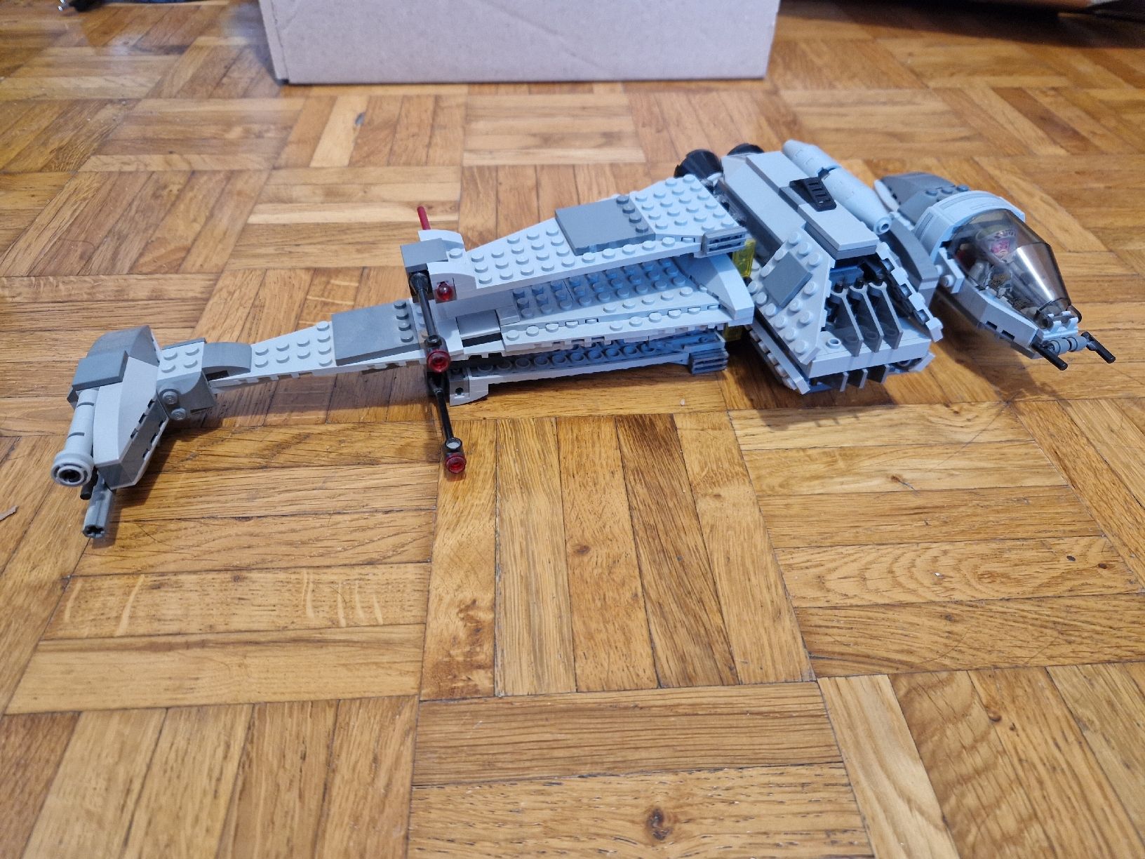 Lego Kit di costruzioni: Lego Star wars B-wing 75050 – Usato da sierre venduto da Sikair 1