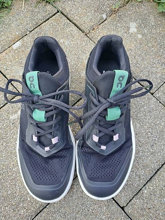 On Damenschuhe: On The Roger Spin Gr. 39 – Gebraucht aus Ebnat-Kappel von Rapunzelii 1