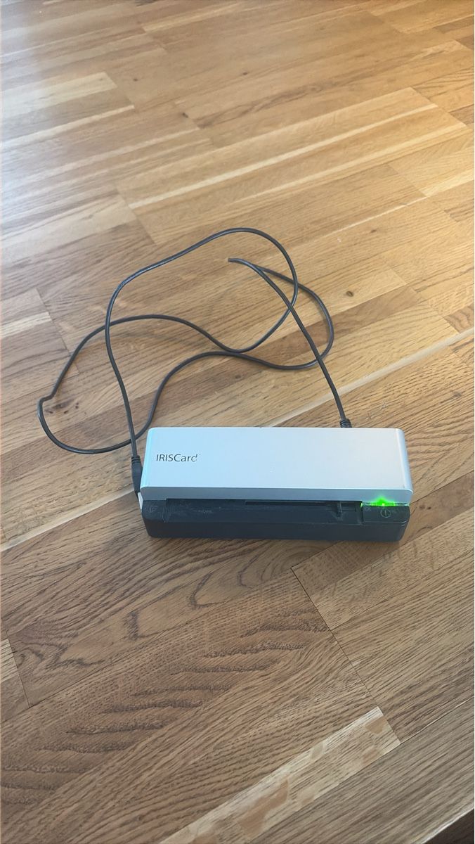 Scanneurs: IRISCard Visitenkartenscanner – D'occasion à Zürich par Blume1103