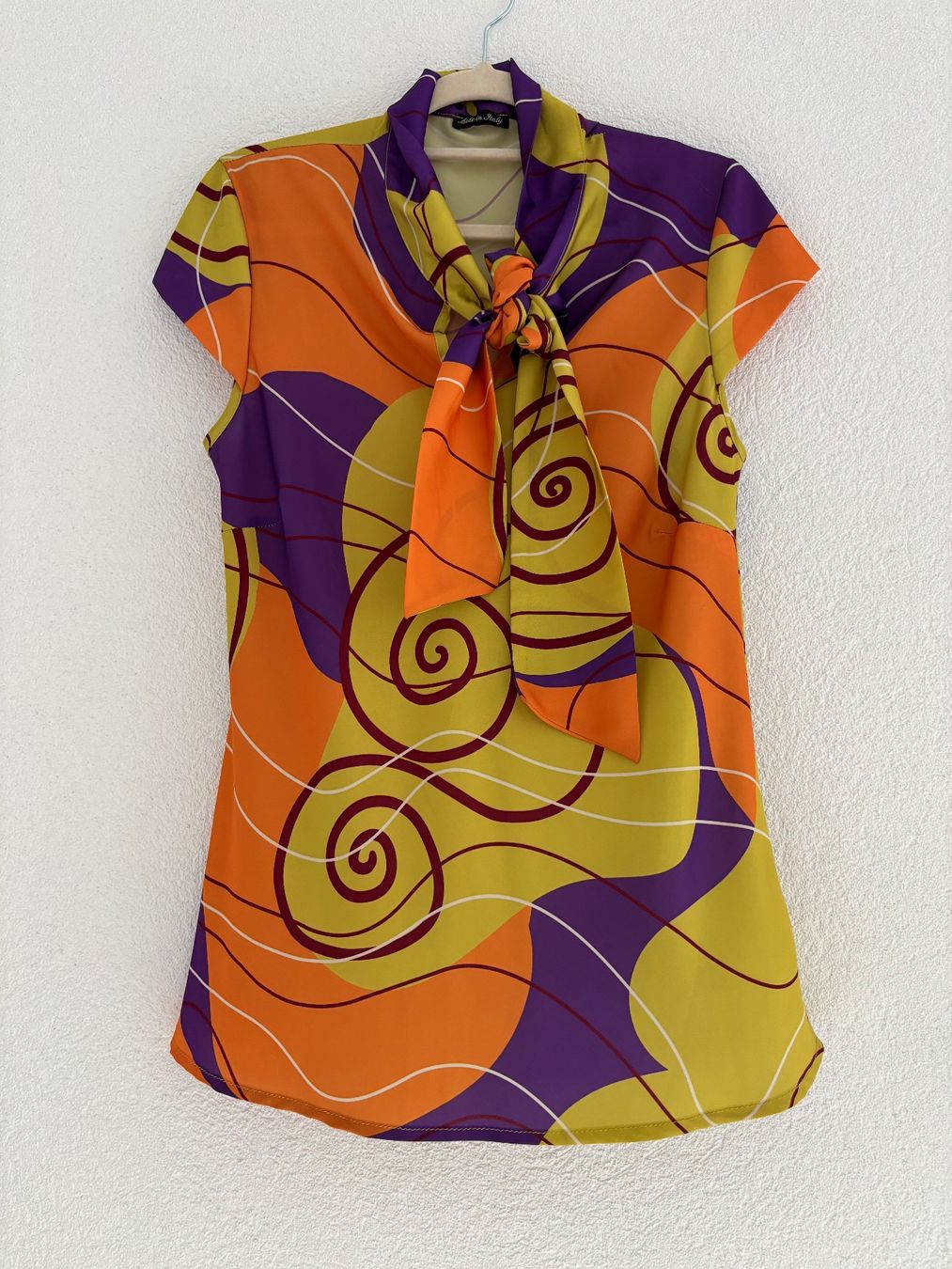Tops: Blouse – D'occasion à Arbaz par CicciStore