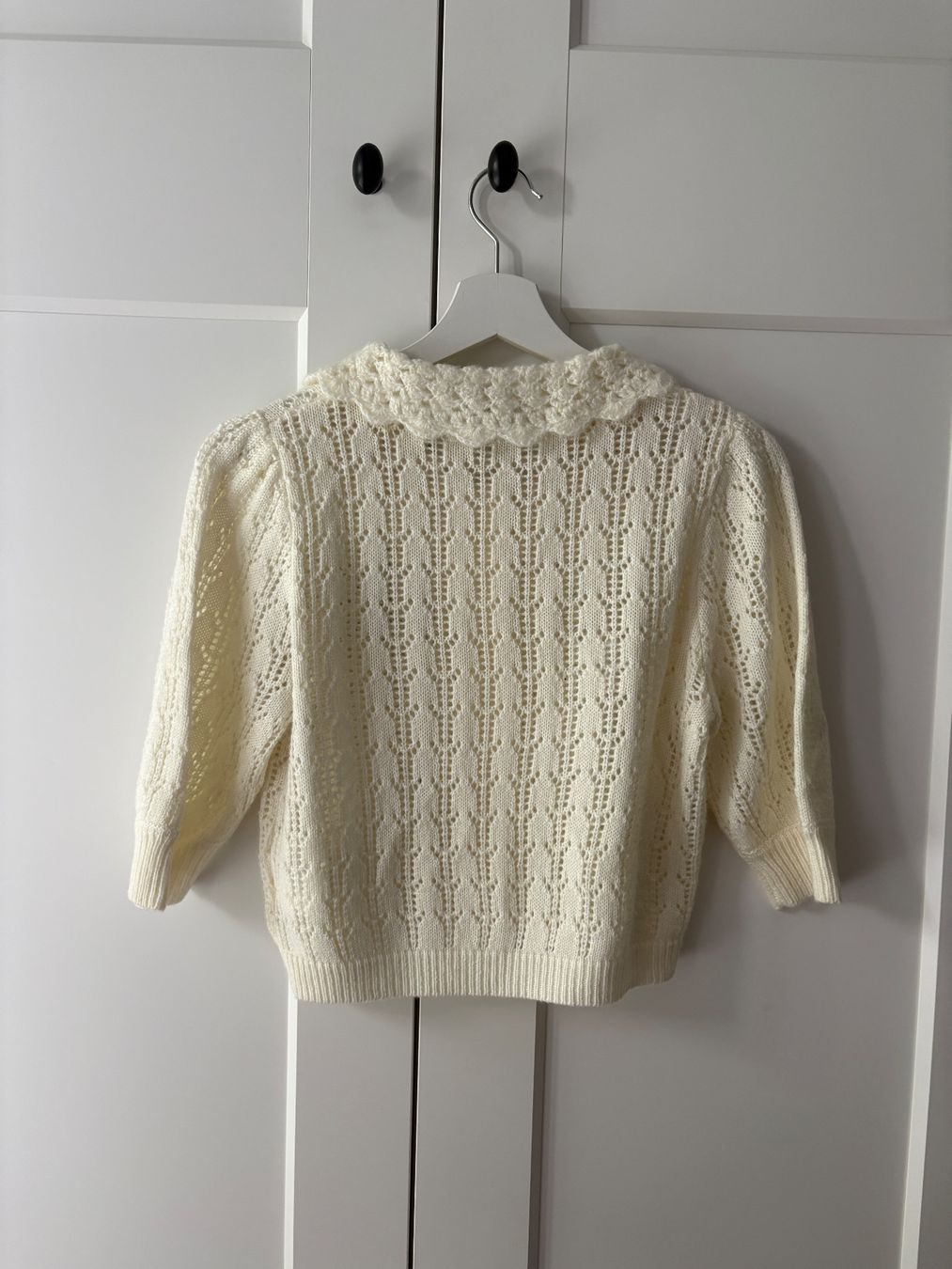 Miu Miu Top: Wool Miu Miu White Knit Top – Usato da Nyon venduto da My_wardrobe 2