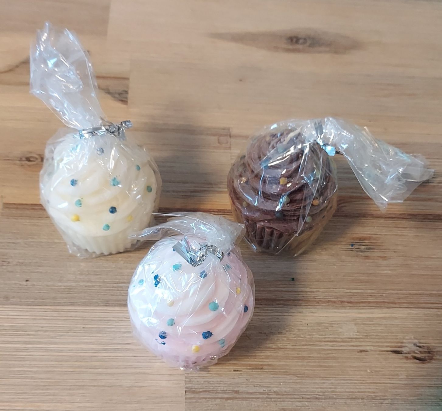 Candele: Set 3 Duftkerzen Cupcake neu & originalverpackt – Nuovo e nell'imballaggio originale da Basel venduto da Mazzo84