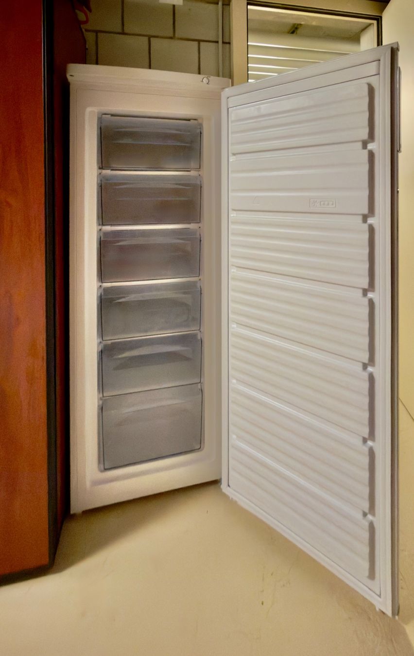 Gefrierschrank: Congélateur FrigeluX CA180 – Gebraucht aus Lutry von lea_595s 1