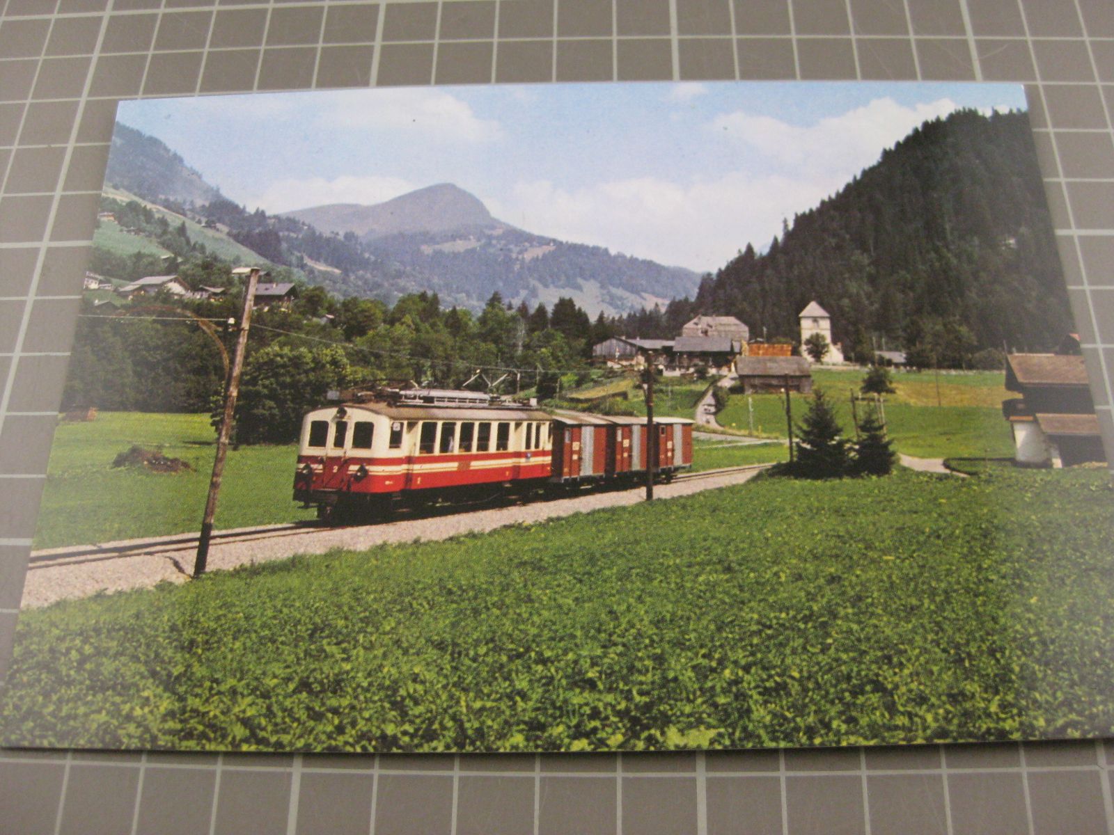 Ansichtskarten: AK Vers-L'Eglise mit Zug  – Neu (gemäss Beschreibung) aus Malters von Marosko