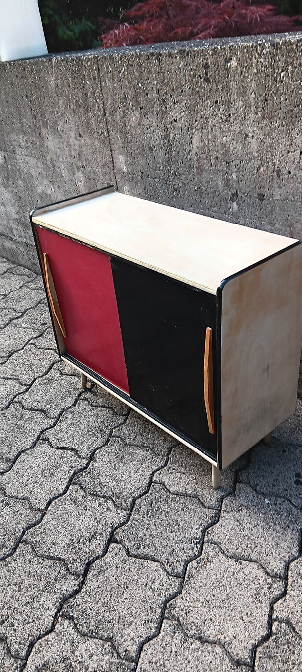 Cassettiere: Schiebtüren Kommode 50er, 60er Jahre – Usato da Seuzach venduto da jennifer05