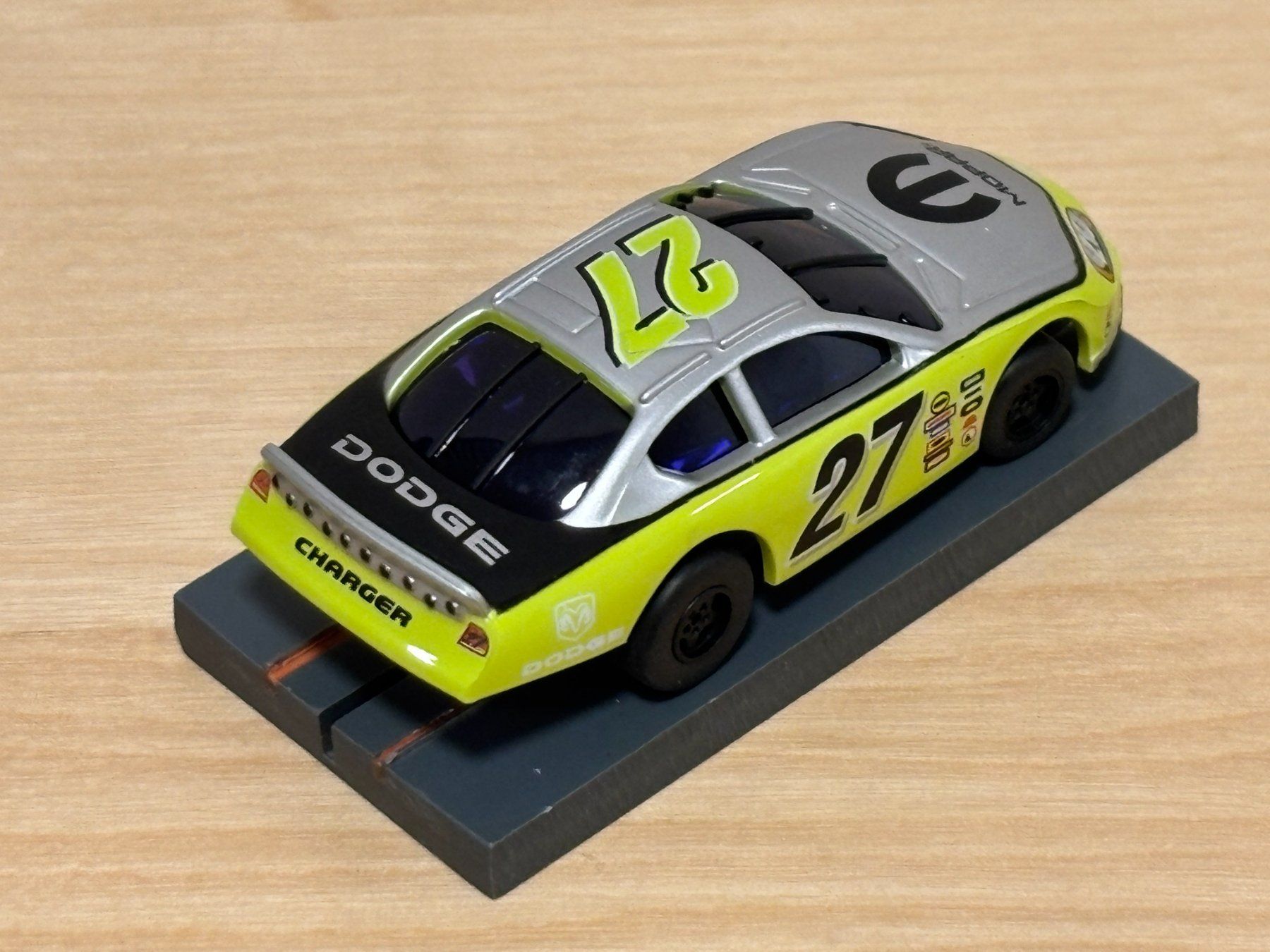 Piste: Auto World Super III Nascar #27 silber/lime – Nuovo (secondo la descrizione) da Bülach venduto da h0slotch 4