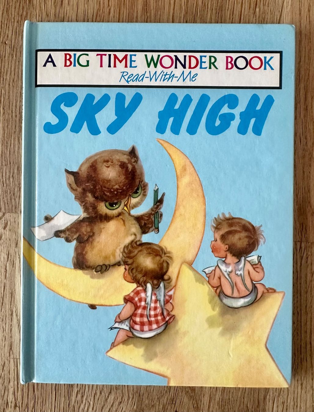 Bücher: English book: SKY HIGH. – Gebraucht aus Amriswil von Mat08