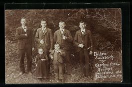 Foto-AK Sulzbach, Geschwistergruppe mit 