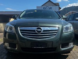 OPEL INSIGNIA SPORTS TOURER 2.0 TURBO 4x4 - 8 Fach - AB 1FR!