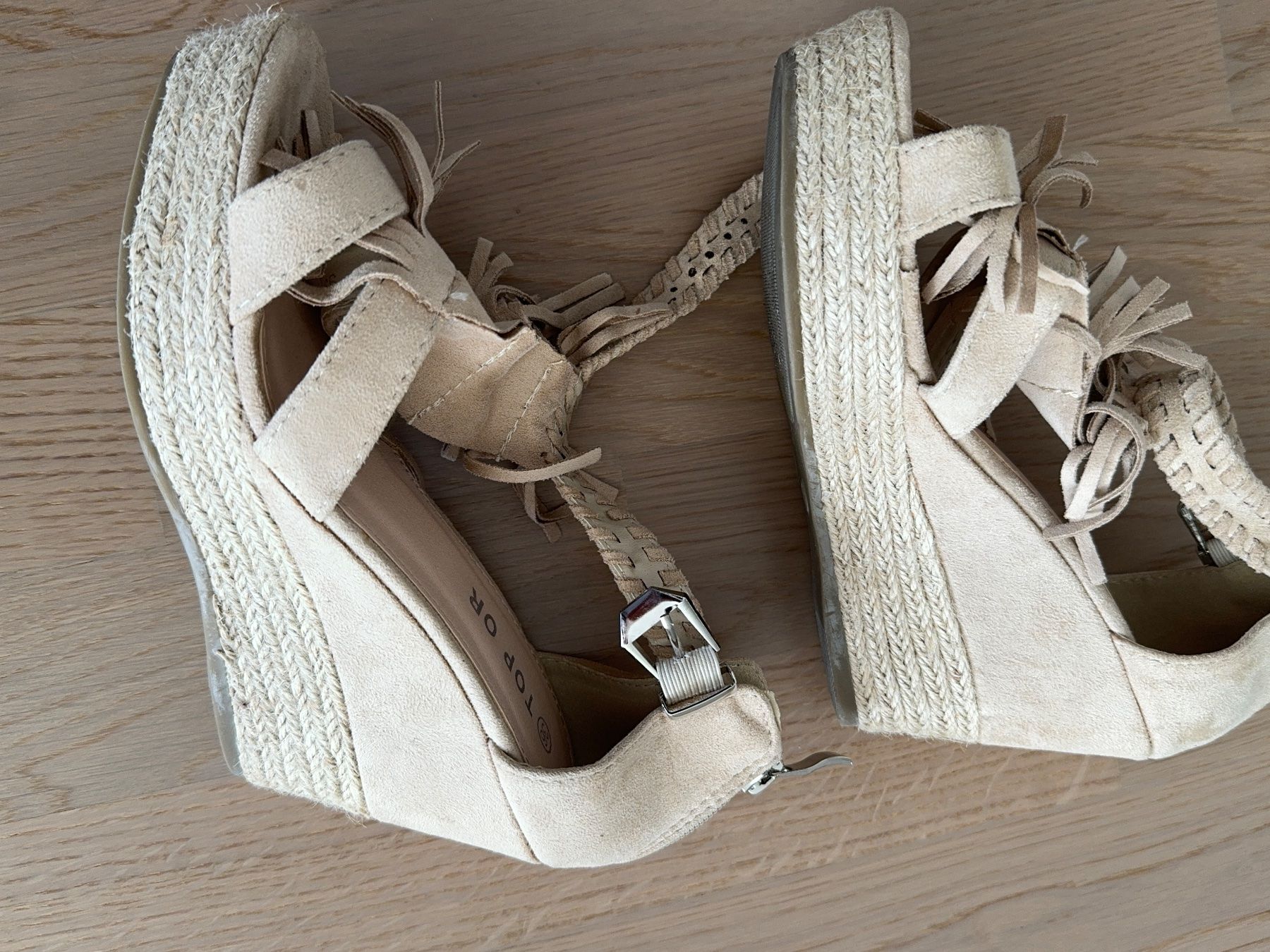 Scarpe da donna: Schōne Damen Schuhe Gr 36 – Usato da Winterthur venduto da Alp9 1