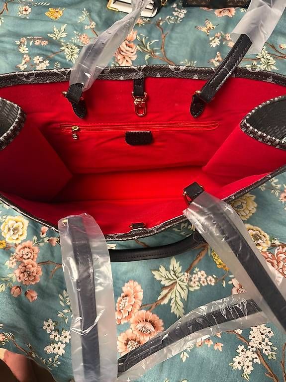 Sacs femmes: LV Bag  – D'occasion à Köniz par ges_786t 1