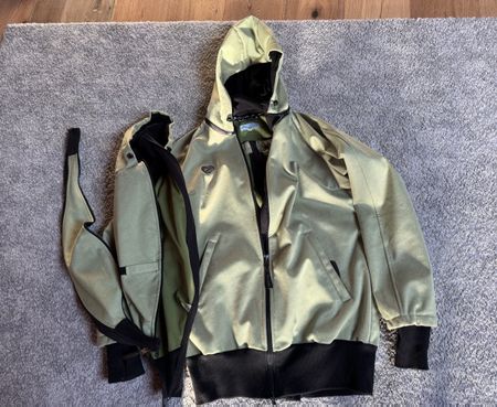 Milchshake by Agnes H Umstand und Trage Softshelljacke
