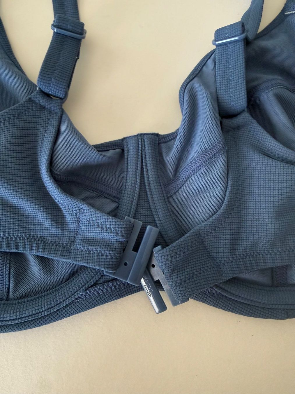Triumph Badekleider & Bikinis: TRIUMPH, Bikini-Top SUMMER GLOW, Grösse 44D, Farbe Blau – Neu und originalverpackt aus Rudolfstetten von gst_g7xl 3