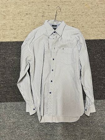 Cooles Tommy Hilfiger Hemd gestreift Grösse L gebraucht
