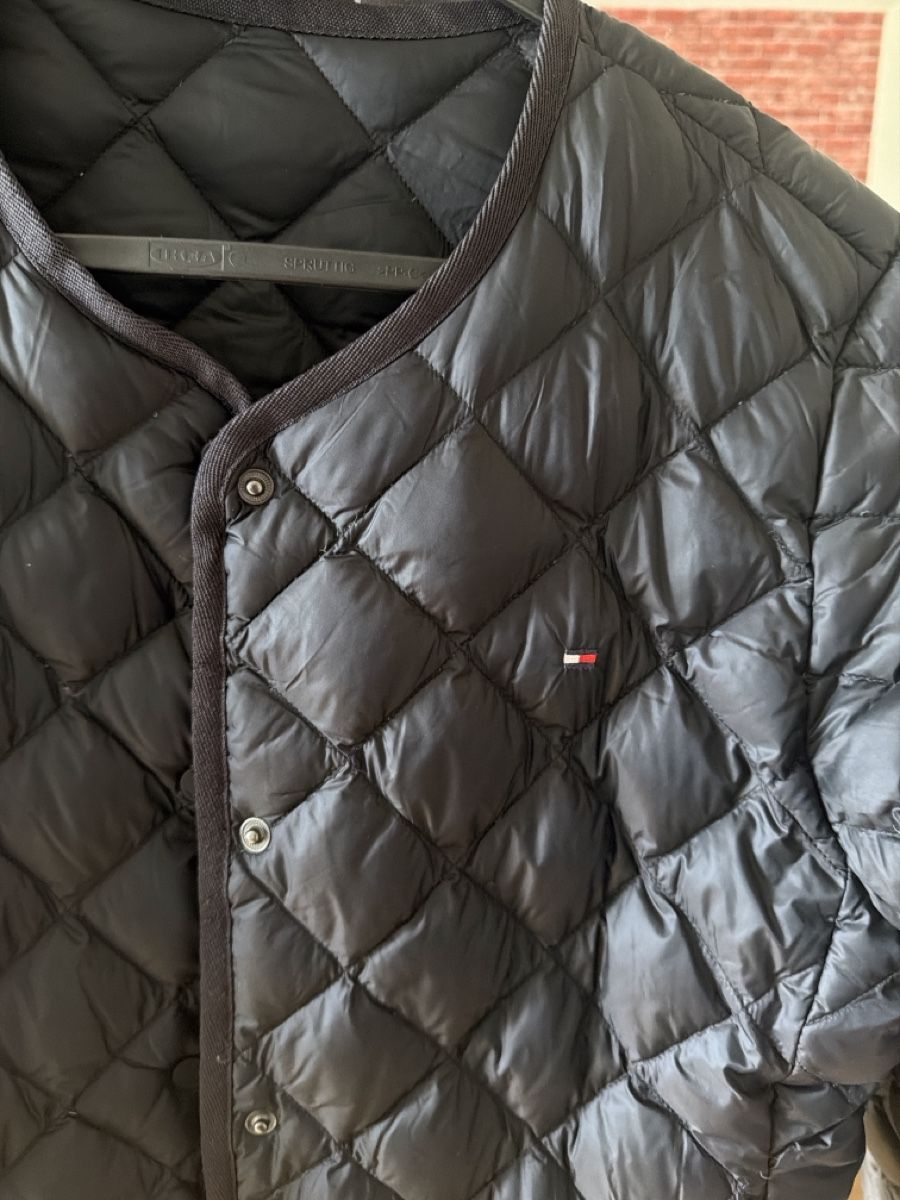 Tommy Hilfiger Vestes: Tommy Hilfigher quilted jacket short – Neuf (Voir description) à Hausen AG par nik_9sg2 1