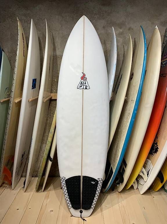 Tavole da surf e di nuoto: Surfboard Hansel Design 6.8 – Nuovo e nell'imballaggio originale da Blankenburg venduto da redmonkeysurf.ch
