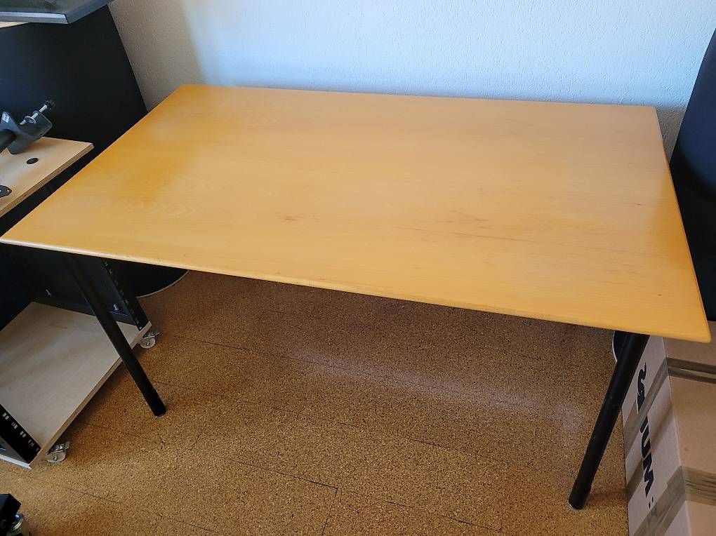 Tavoli: Tisch – Usato da Steffisburg venduto da flowerstone01