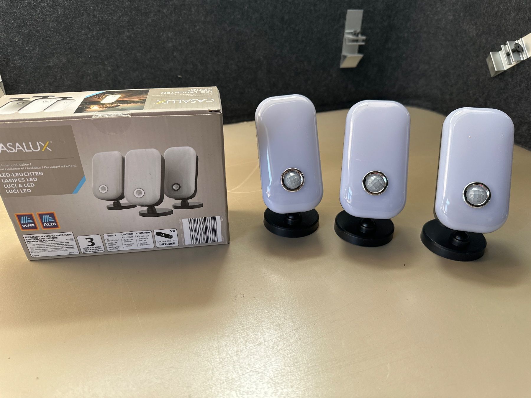 Lampade: LED Leuchten Casalux – Nuovo e nell'imballaggio originale da Brügg BE venduto da TSP02